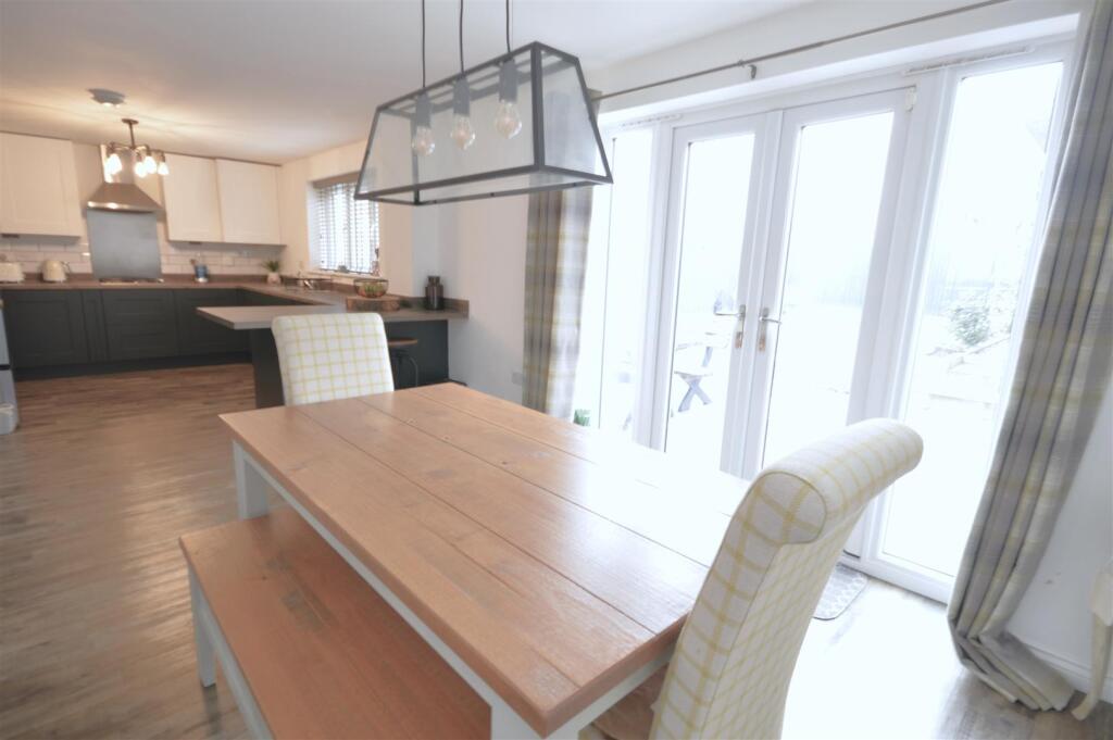 Kitchen/family room