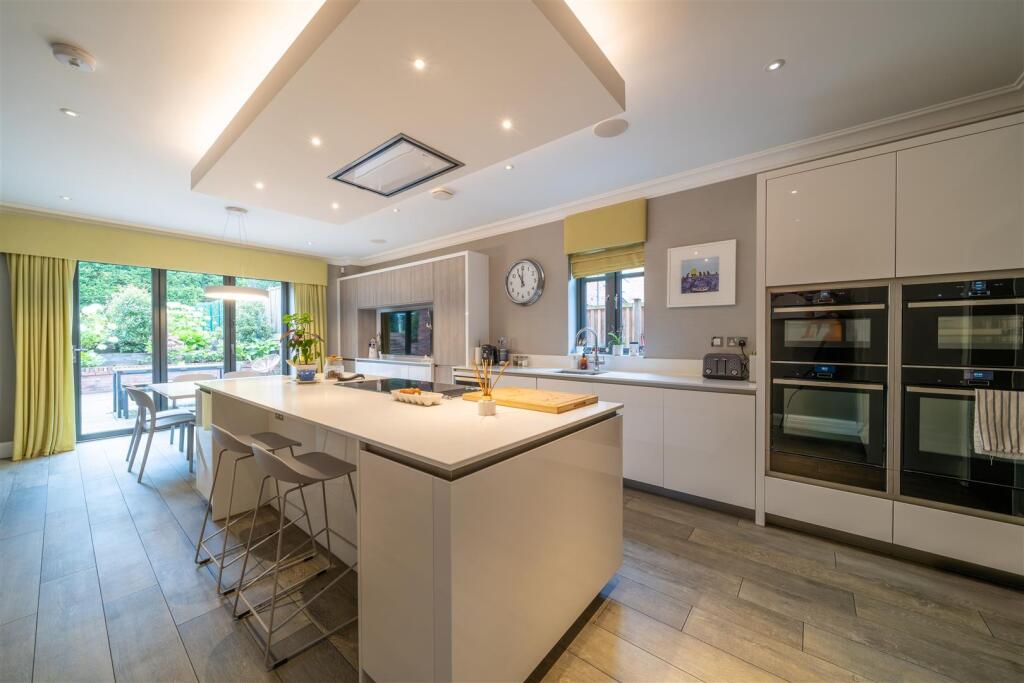 OBI_Will&#39;s House_7R50073-HDR-Edit_Kitchen.jpg