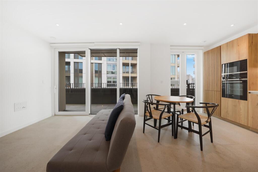 Apartment 143, Georgette Apartments - C9Lj89NN7ePM