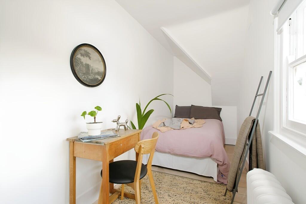 Bedroom 3 - Angle...