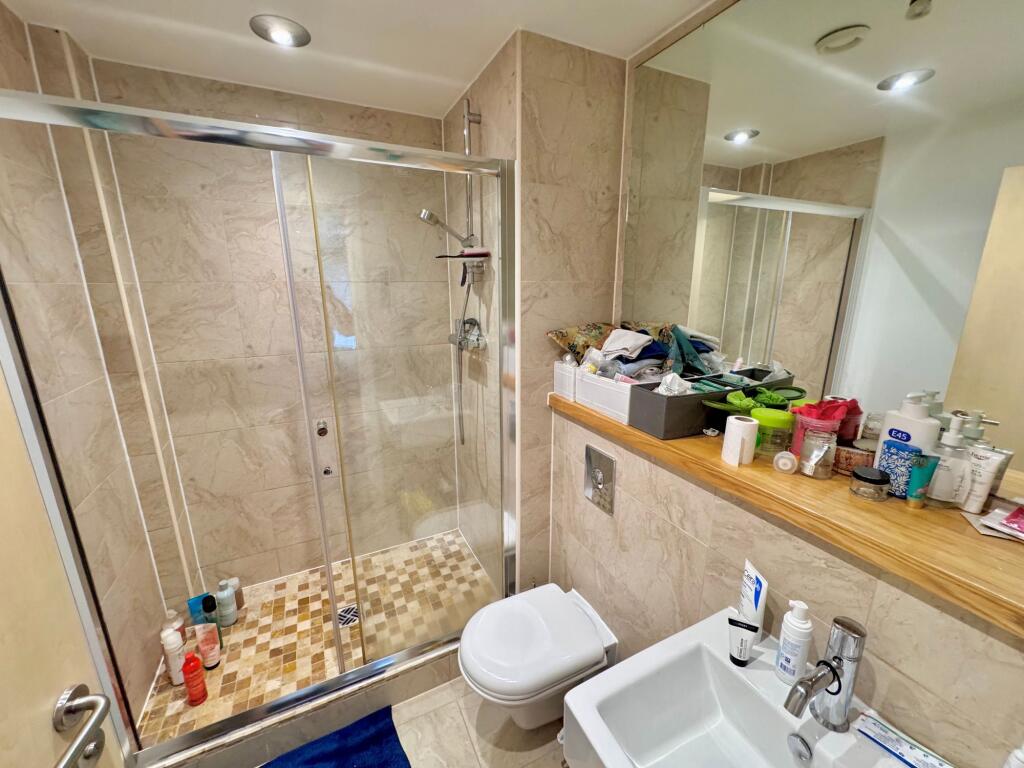 Ensuite