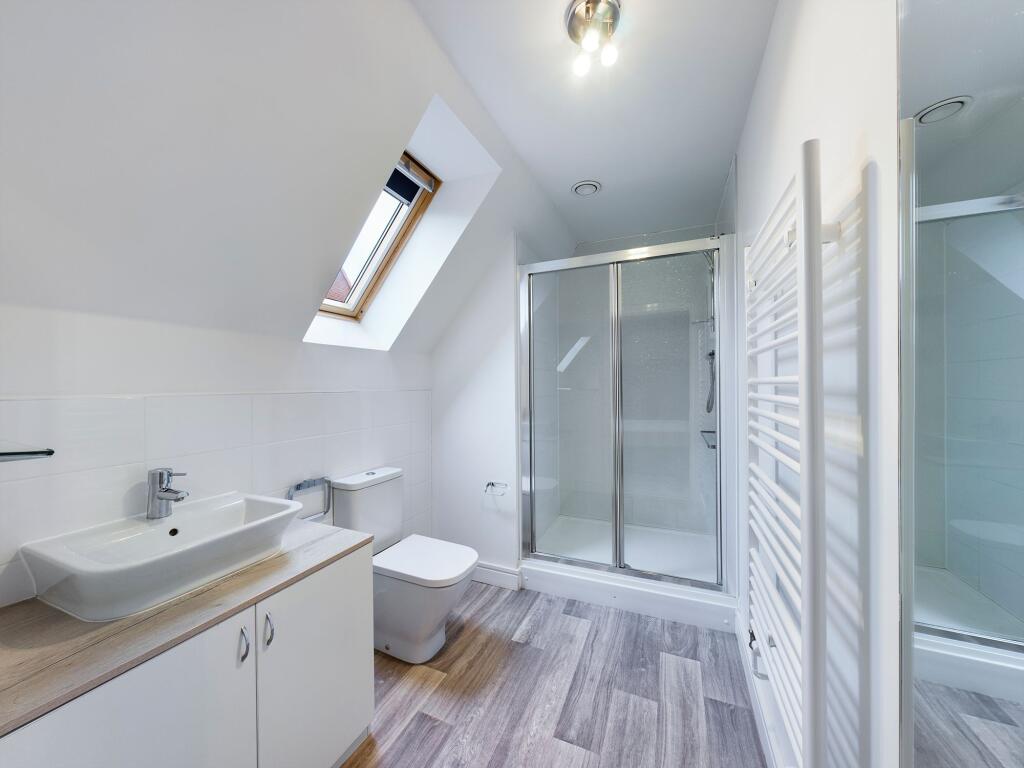Bedroom One En-suite