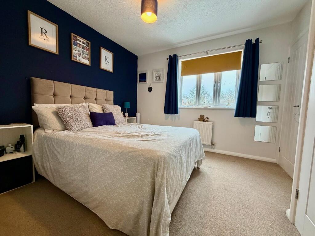 Master bedroom.jpg