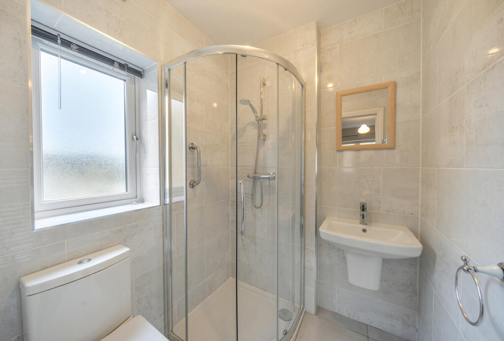 1366056-12-68ee62...