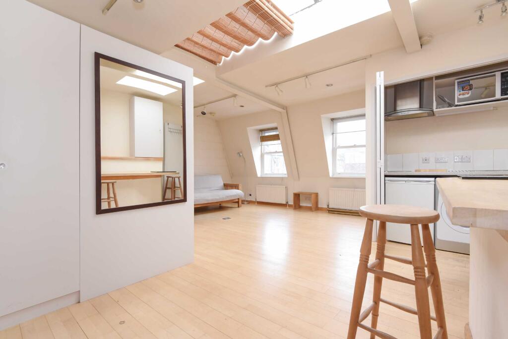 Colas Mews, Kilburn, London, NW6