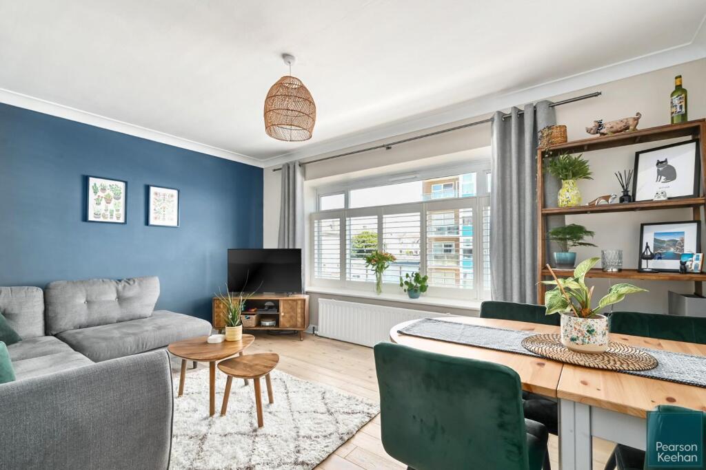 8-langdale-court-bn3 (1) .jpg