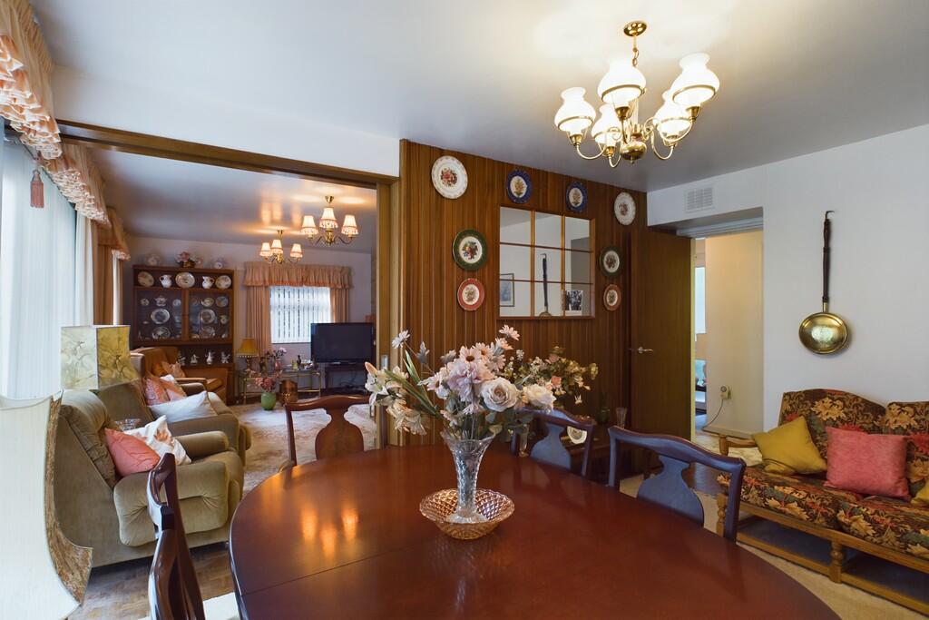 CAM01689G0-PR0447...