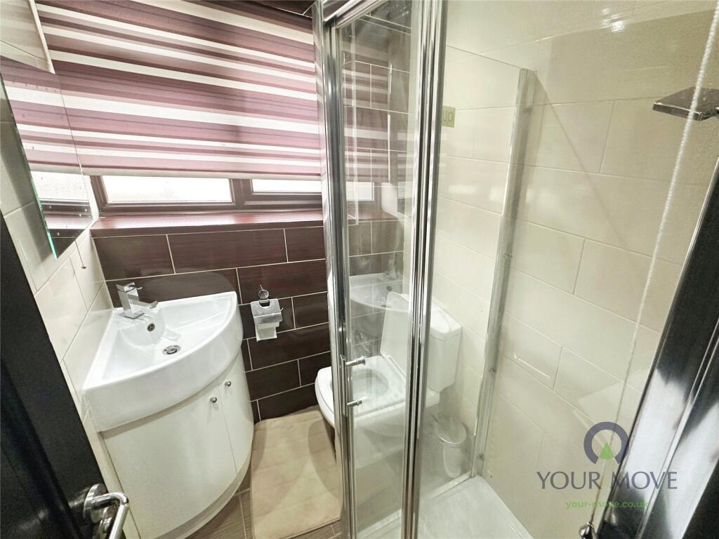 En Suite Shower Room