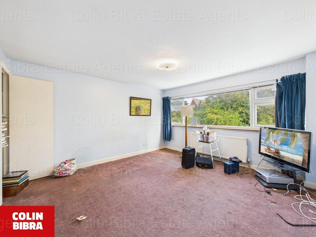 CAM04175G0-PR0054...