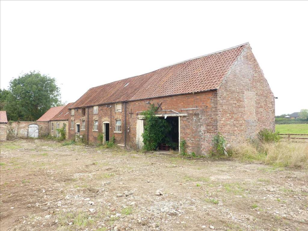 THE EXISTING BARN