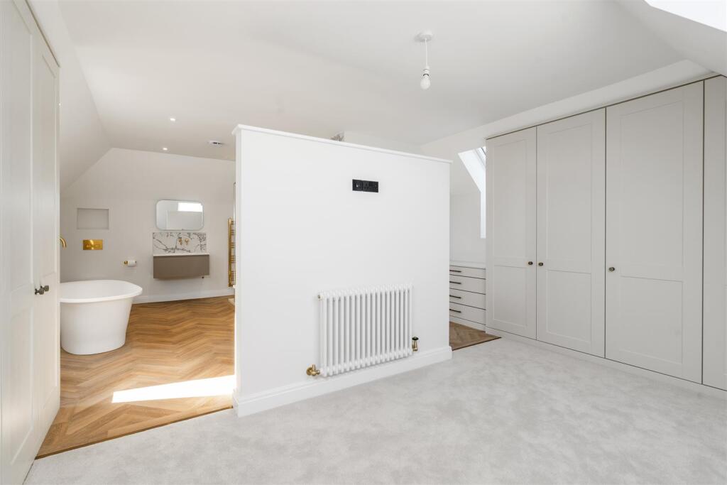 24 Kingscote Road_16.jpg