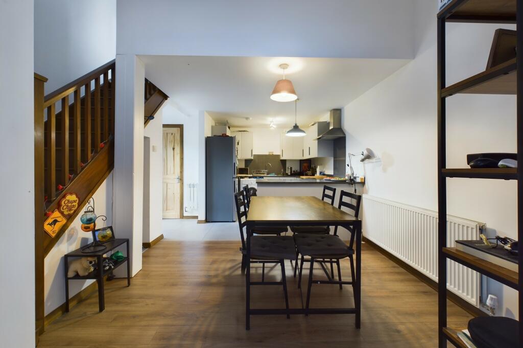 CAM02545G0-PR0263-STILL014