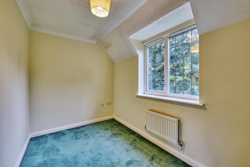 15 Sutton Rd Oundle-