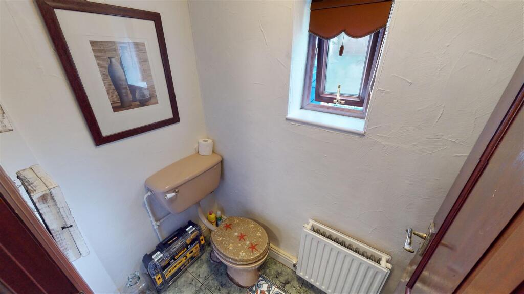 Liverpool Road Toilet