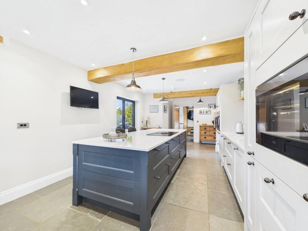 Open Plan Kitchen/Dining Are