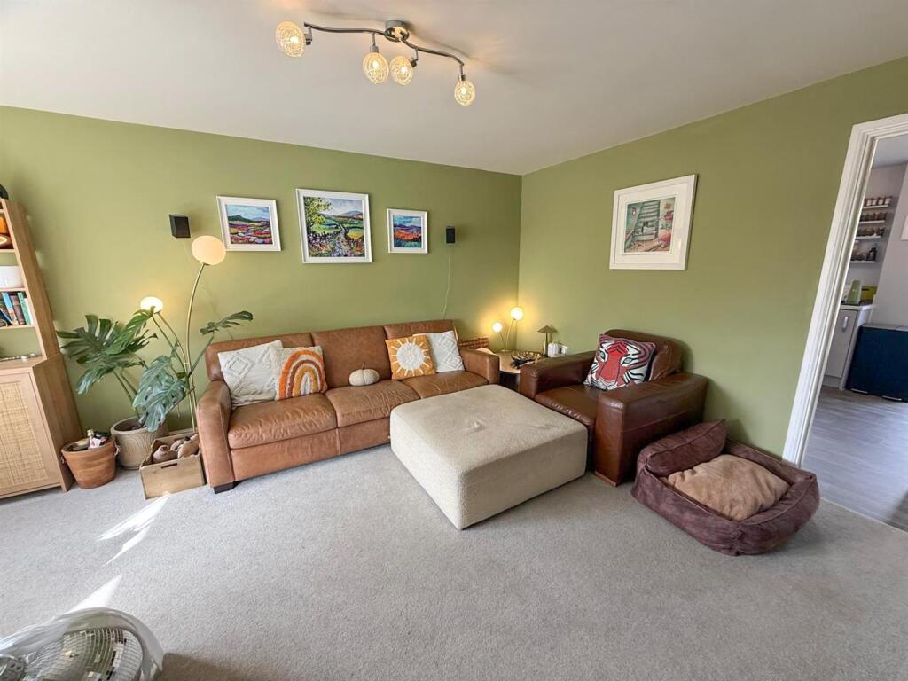3 bed semi, Silsden