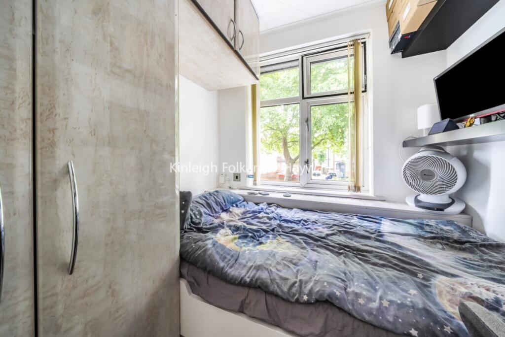 f4407dc8-e7f9-4382-b