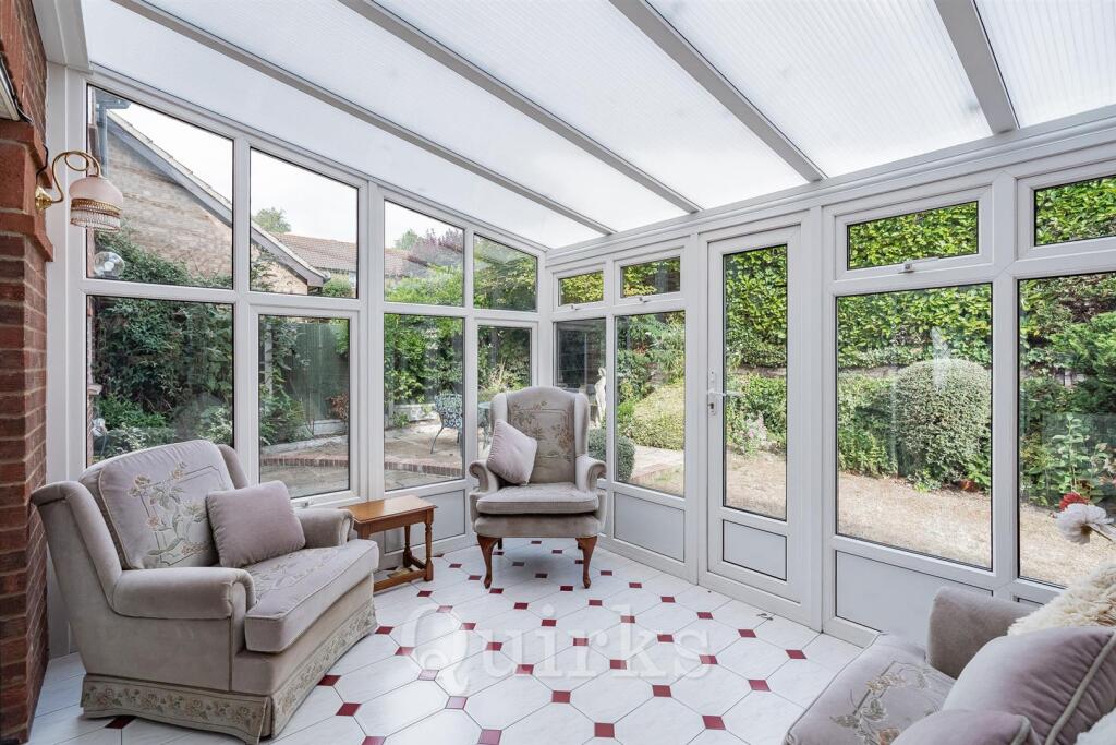 20 Coopers Drive-HR8.jpg