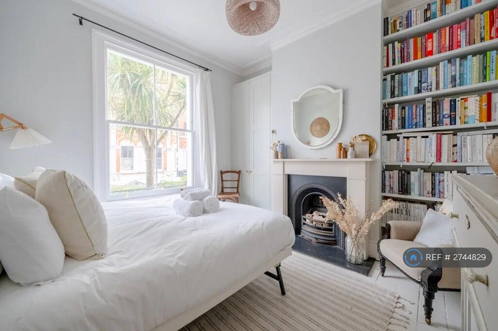 Bedroom 3 (Double Bed)