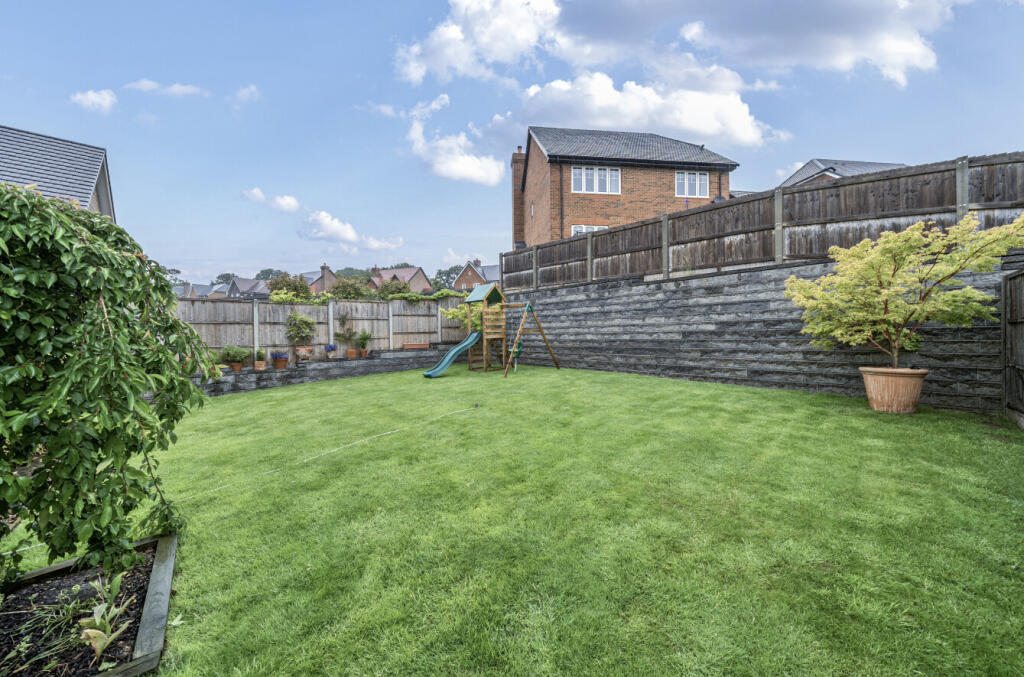 1302093-19-683ec4...