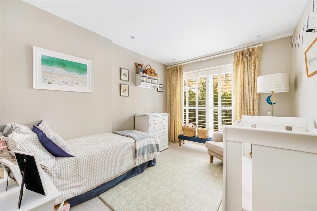 Flat 1 - 145 Avenue Road-11.jpg