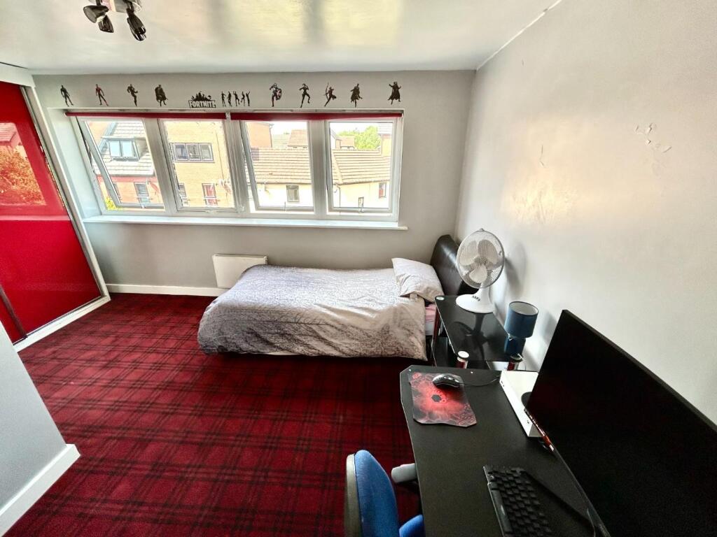 bed 2.JPG