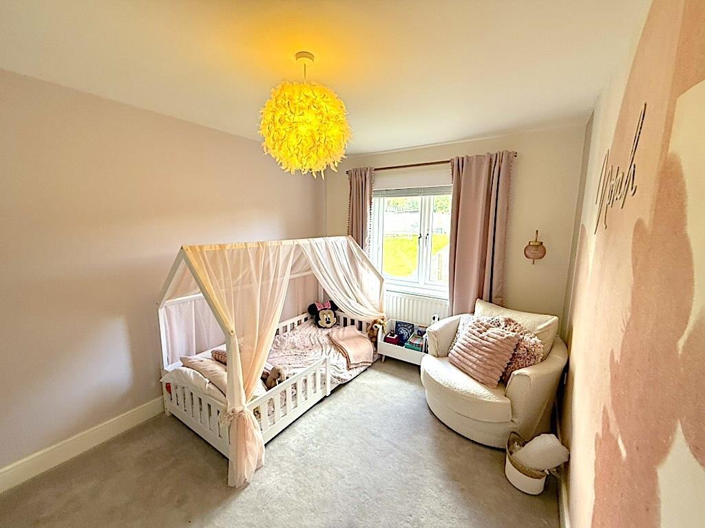 bedroom 3 2nd.jpg