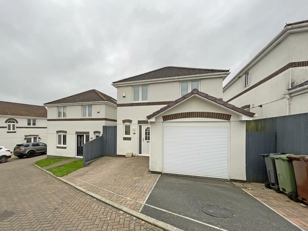 Moat Park 15 Front 2.jpg