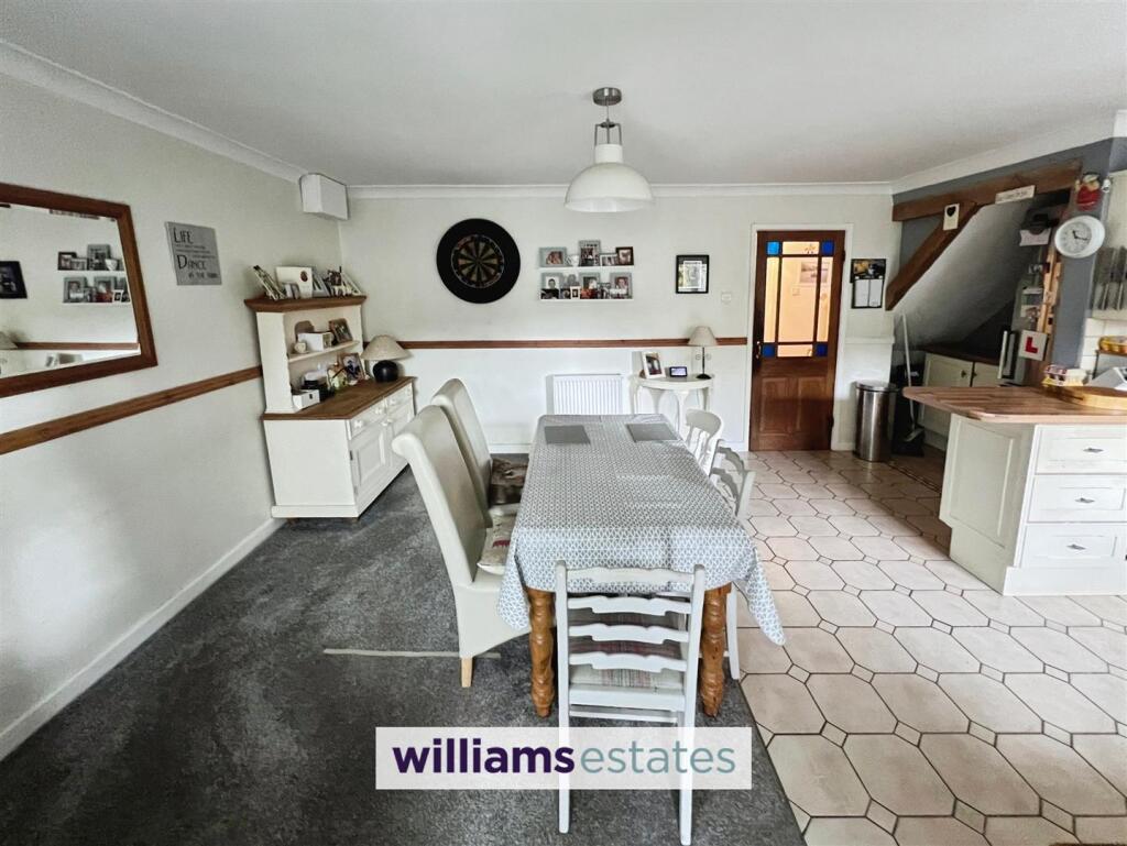 Open Plan Kitchen Diner