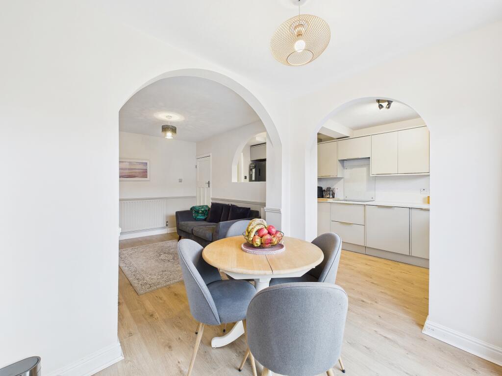 CAM05192G0-PR0193-STILL010