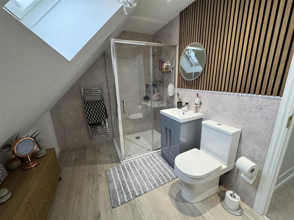 Bedroom One Ensuite