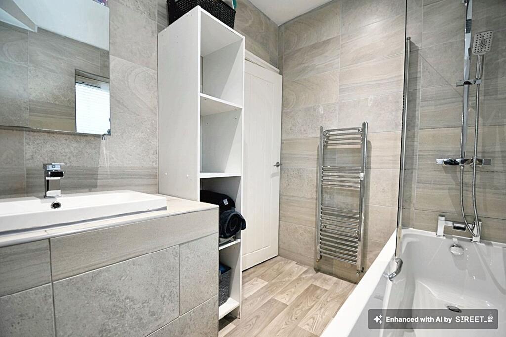 Edison Road, Eccles, M30