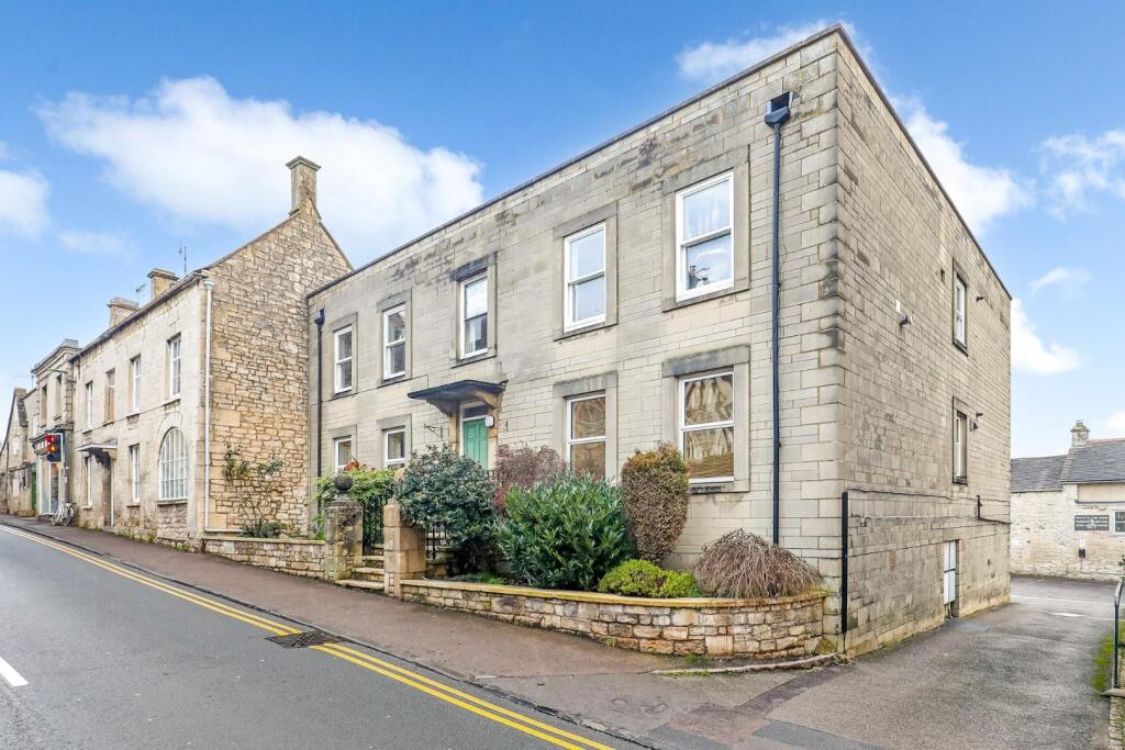 2 New Street 1 edited.jpg