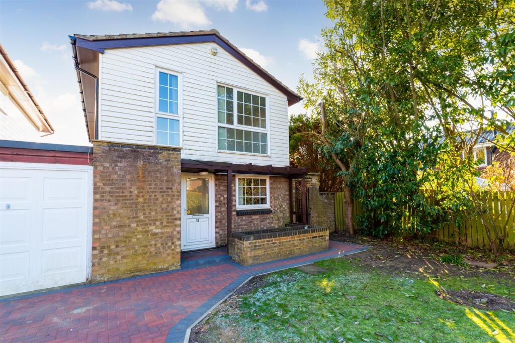 18 Milne Close (16 of 16).jpg