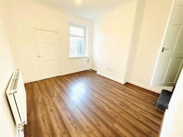 Dining room 1.jpeg