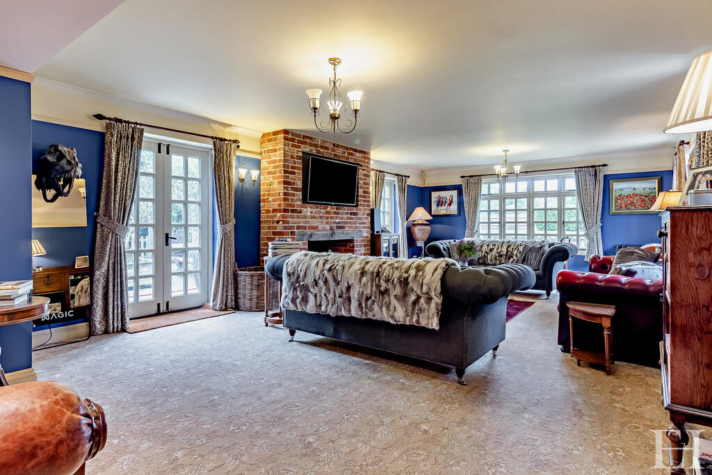 8648440-interiorW...