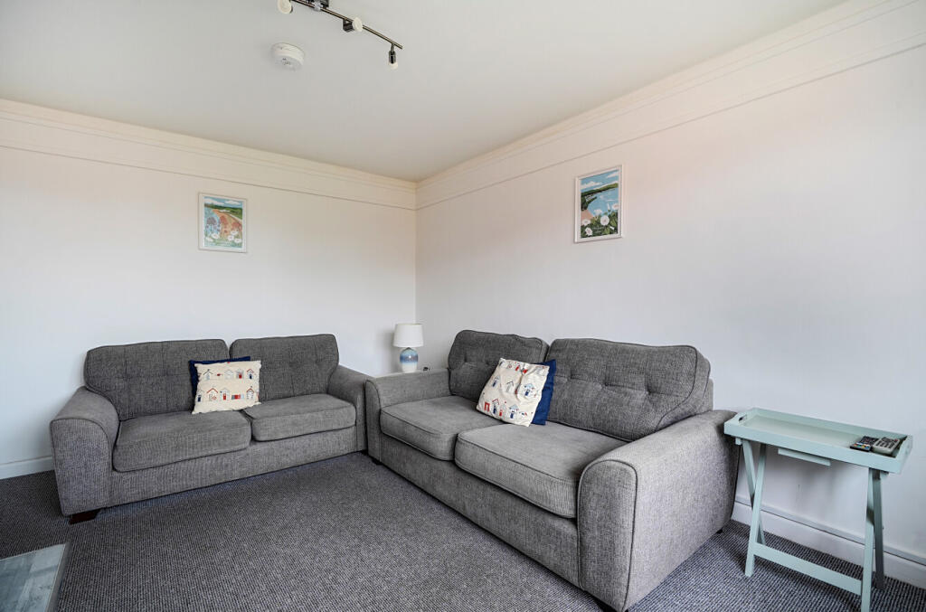 1393369-6-6943d8a...