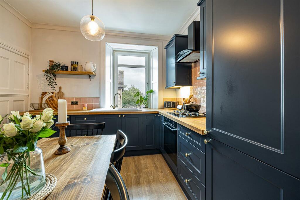 10 Roxburgh Place Galashiels 23.JPG