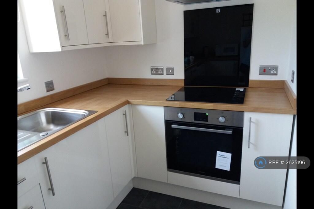 Modern Fitted Kitchen, Oven/Hob
