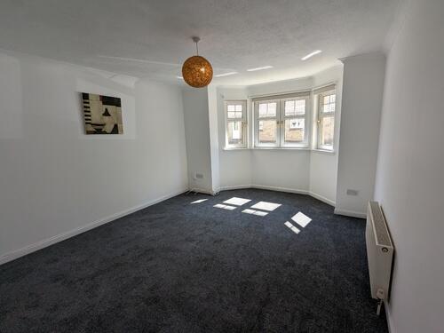 22 1 Duff Street livingroom.jpg