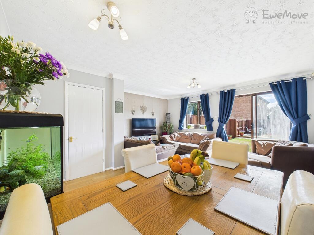 CAM03640G0-PR0051-STILL010