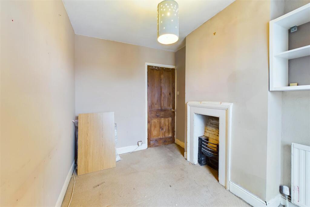 27 New Buildings, Fishponds, Bristol BS16 2BT | Fr