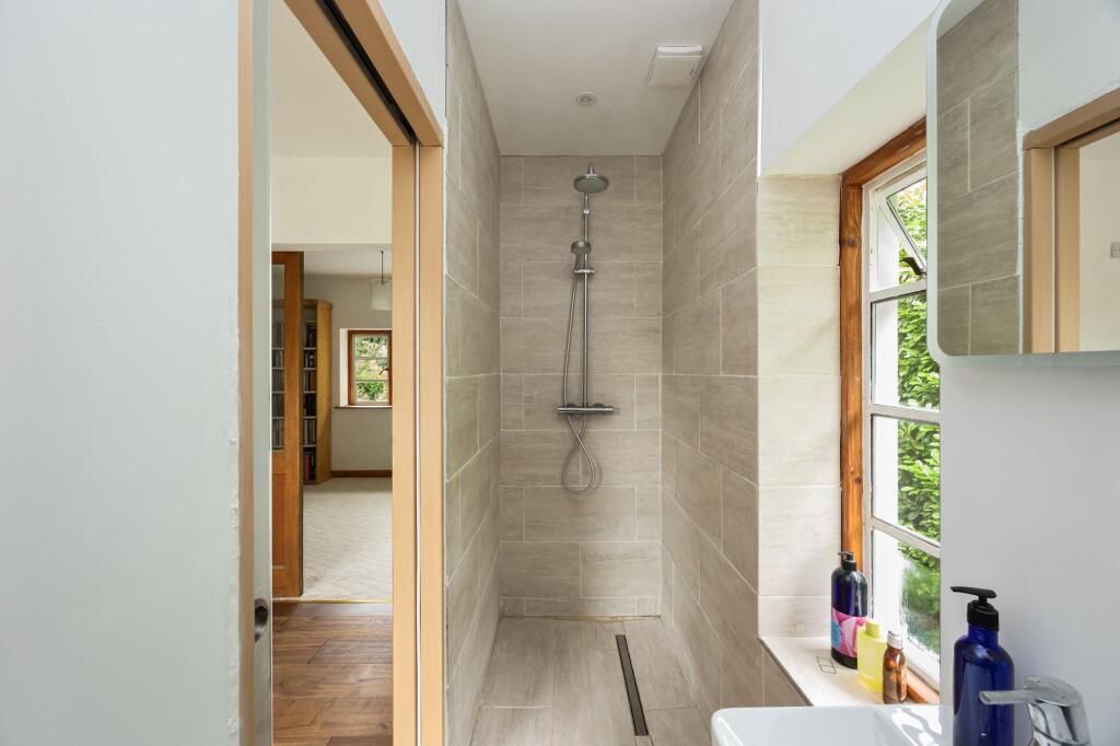 En-Suite Shower Room to Bedroom