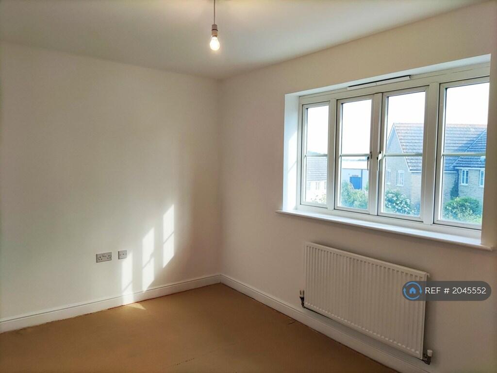 Rear Bedroom
