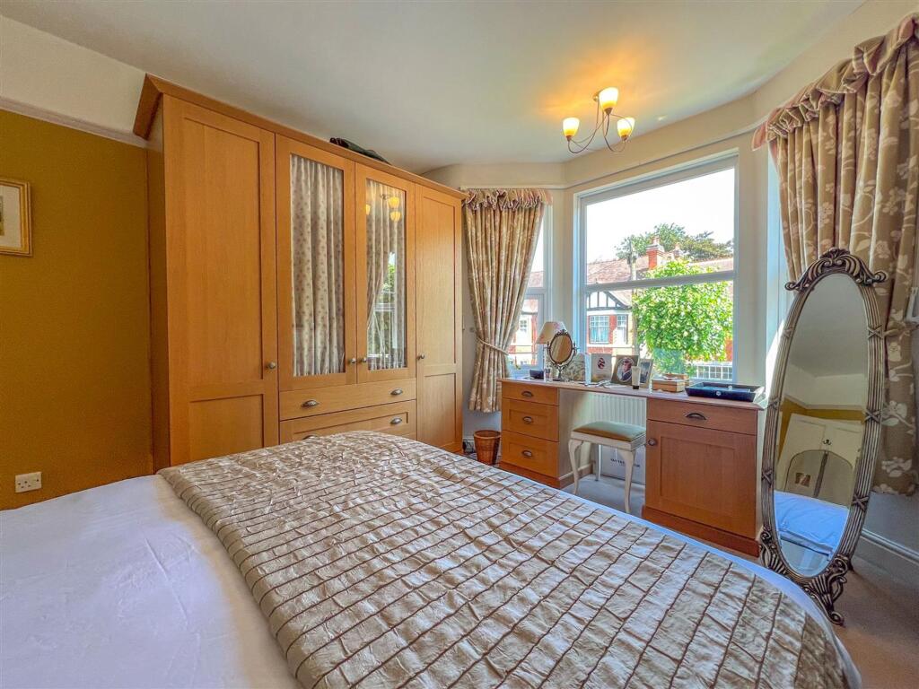 Manor Park Road - Image-2.jpg