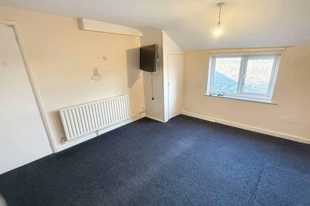 Codnor Gate-Bedroom 2
