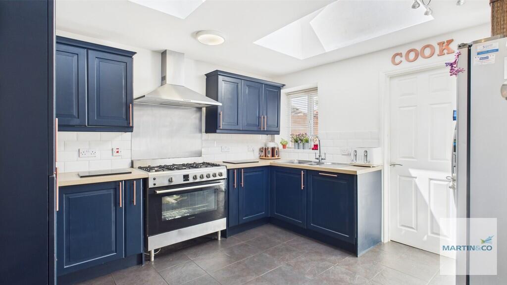 CAM03663G0-PR0148...