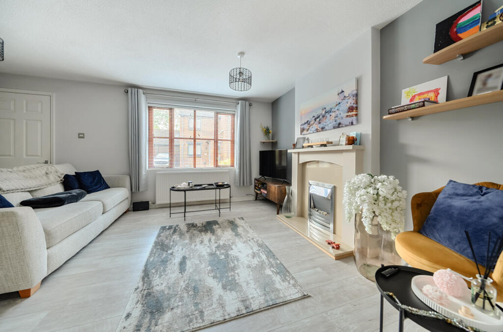 1347521-6-68c14d9...