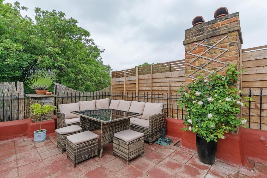 Outside Space (2).jpg