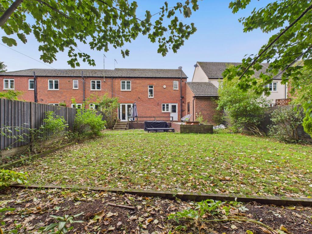 CAM05192G0-PR0138-STILL021